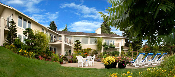 client:  Laurie Huskey for Premiere Homes Magazine