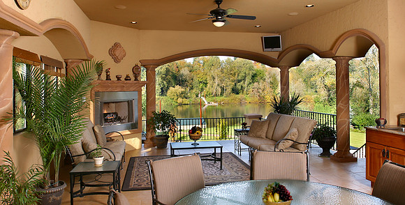 client:  Kristina Larsen for Premiere Homes Magazine